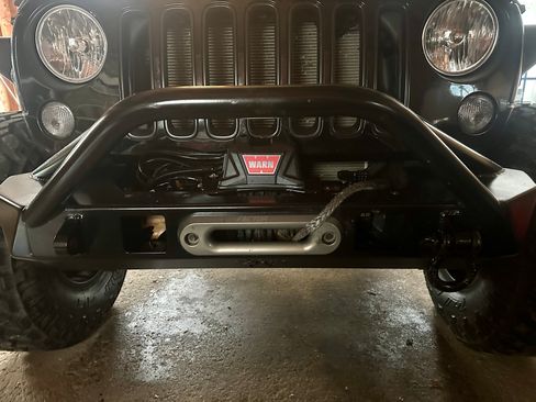 Used 2016 Jeep Wrangler Sport image 6