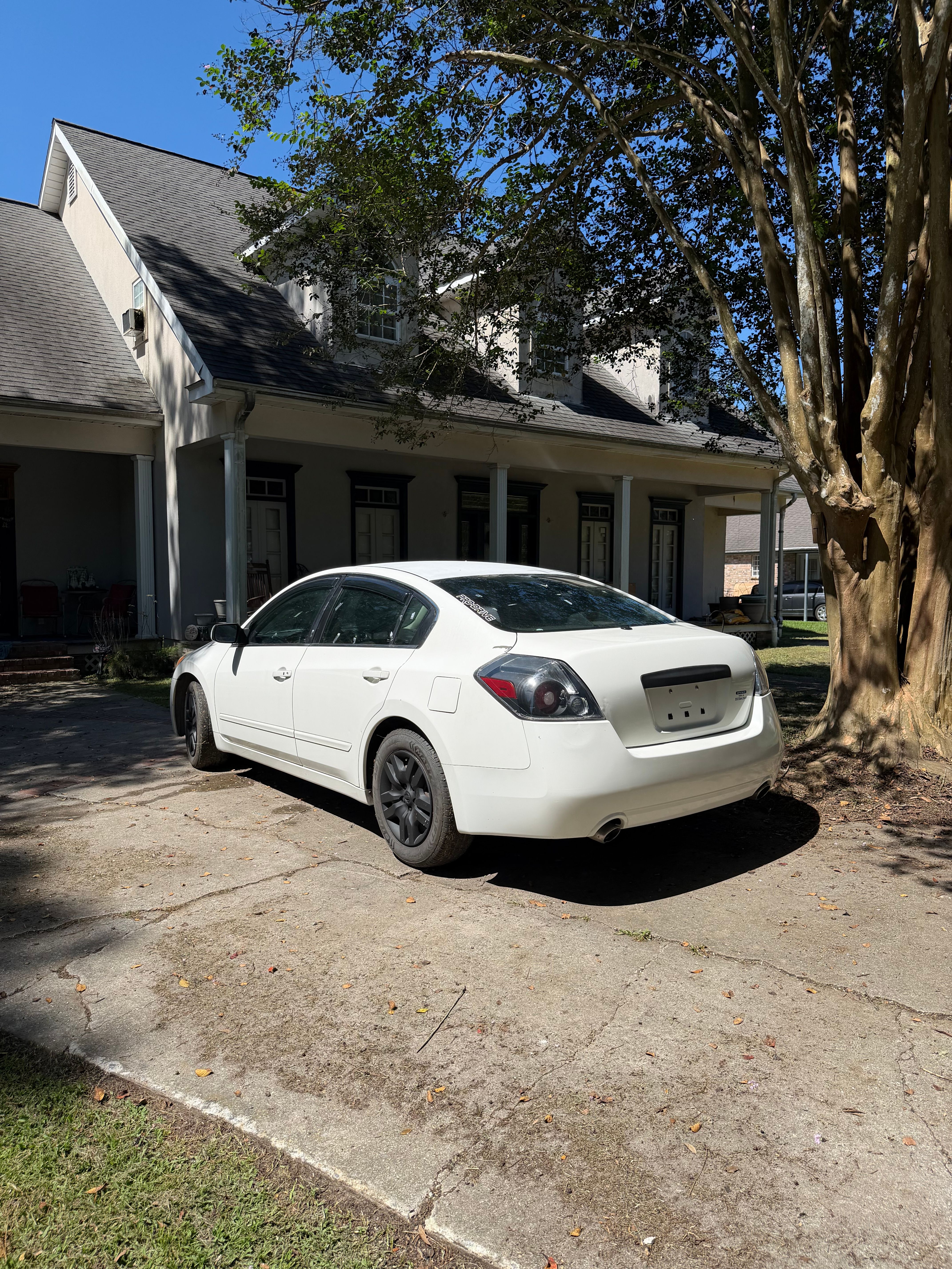 Used 2011 Nissan Altima 2.5 S FWD image 11