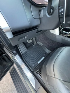 Used 2023 Land Rover Range Rover Long Wheelbase SE AWD/4WD image 13