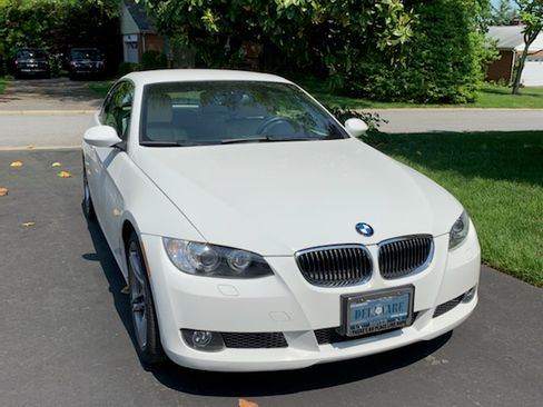Used 2008 BMW 328i Convertible image 2