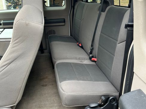 Used 2009 Ford F250 XLT image 9