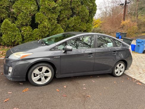 Used 2010 Toyota Prius Two image 5