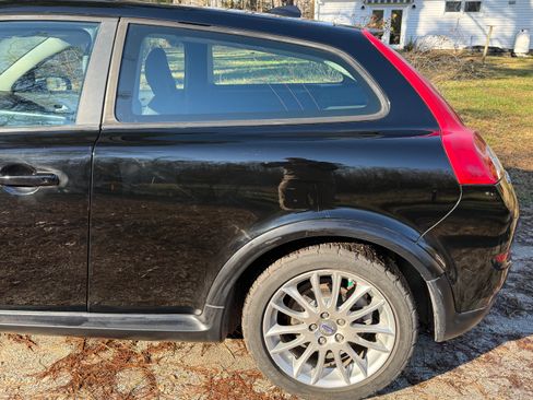 Used 2011 Volvo C30 image 12