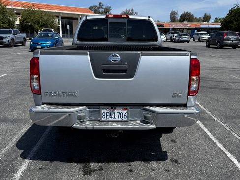 Used 2006 Nissan Frontier SE w/ (P01) Power Pkg RWD image 10