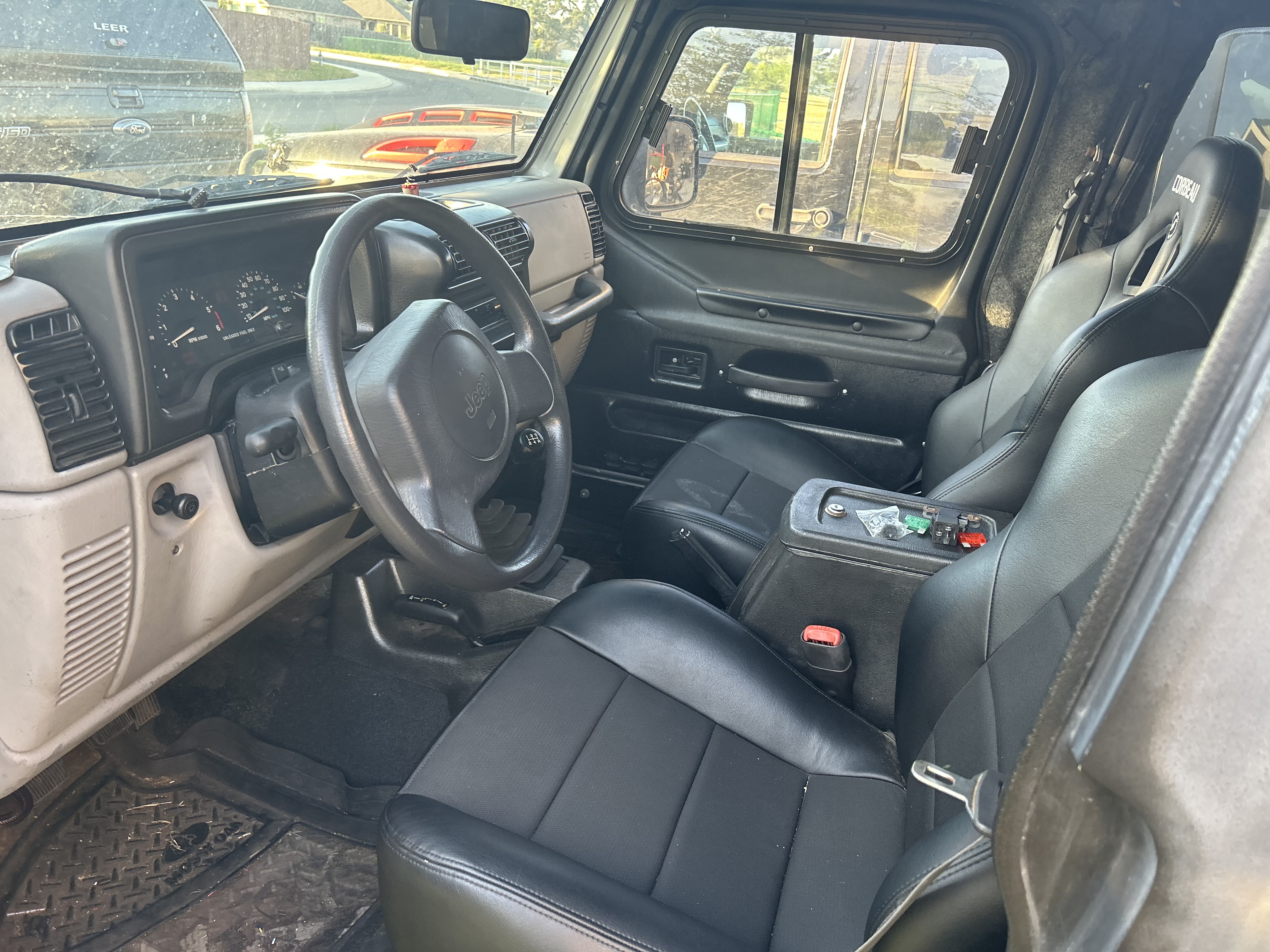 Used 1997 Jeep Wrangler SE AWD/4WD image 4