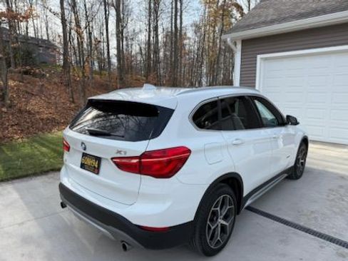 Used 2018 BMW X1 xDrive28i image 2