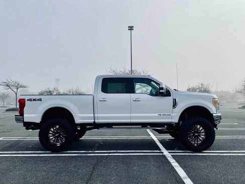 Used 2017 Ford F350 Lariat w/ Lariat Ultimate Package image 1