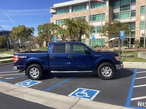 Used 2012 Ford F150 XLT image 2