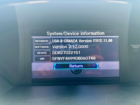 Used 2013 Honda Pilot Touring image 12