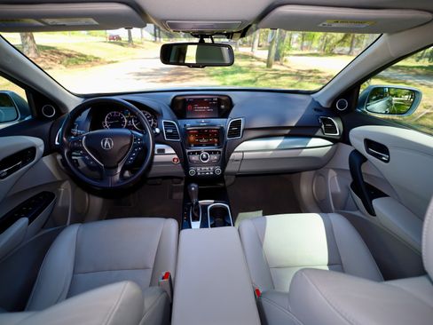 Used 2017 Acura RDX AWD w/ Advance Package image 13