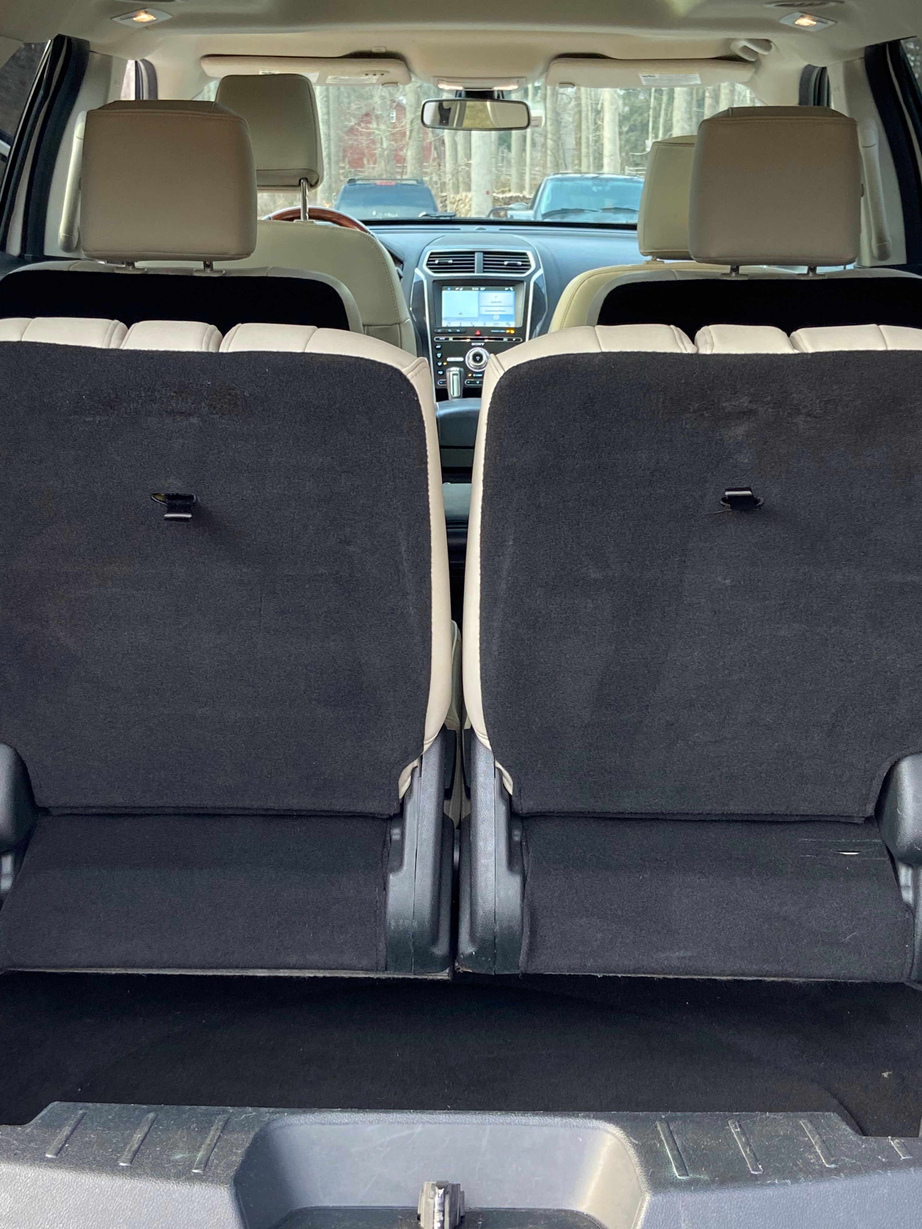 Used 2018 Ford Explorer Platinum AWD/4WD image 9