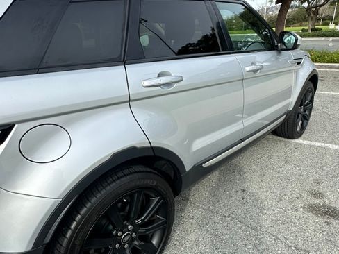 Used 2016 Land Rover Range Rover Evoque HSE image 8