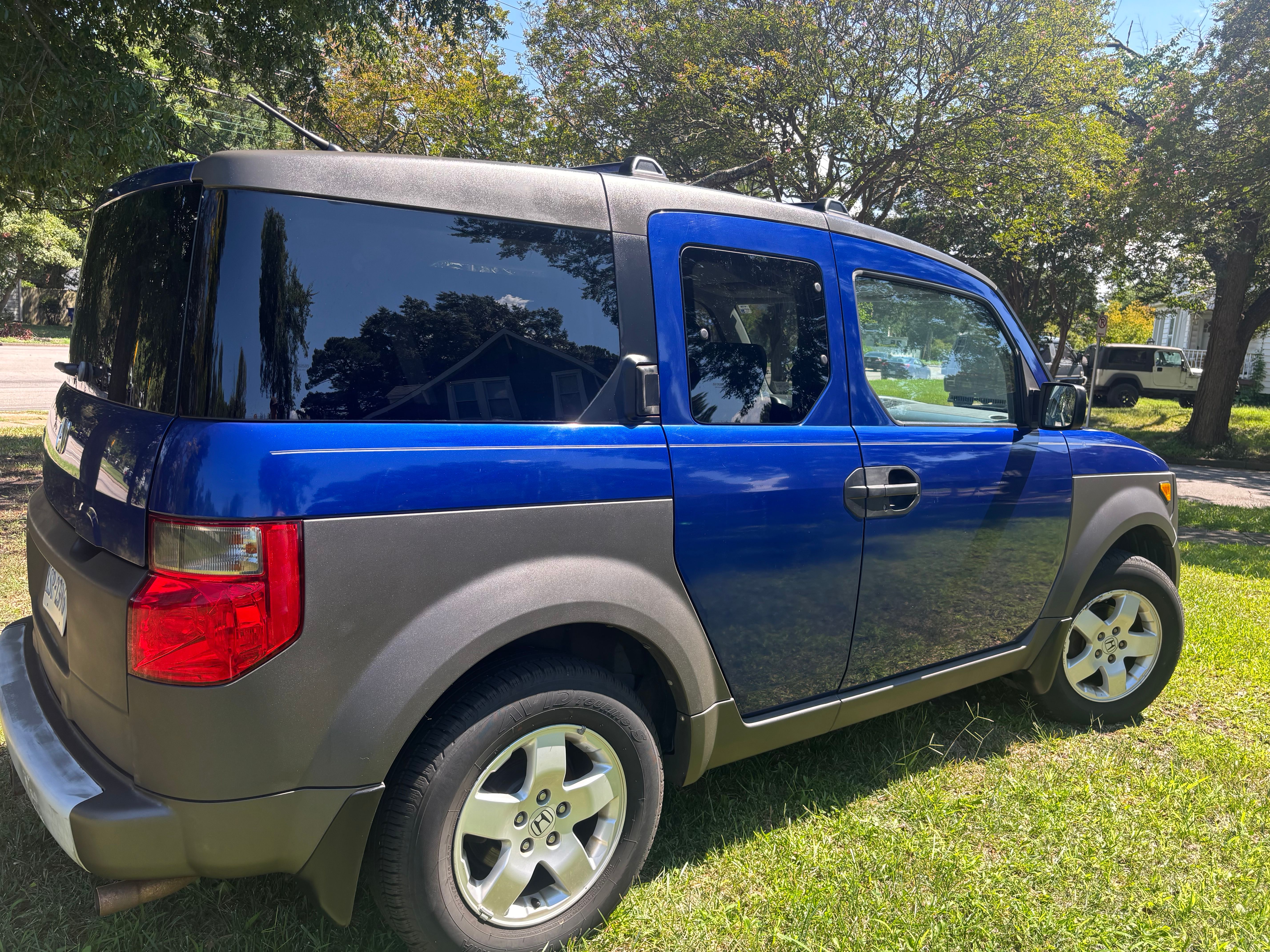 Used 2004 Honda Element EX image 15