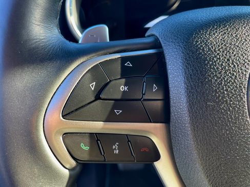 Used 2017 Jeep Grand Cherokee Altitude image 26