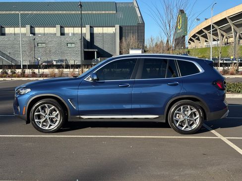 Used 2023 BMW X3 xDrive30i w/ Premium Package image 4