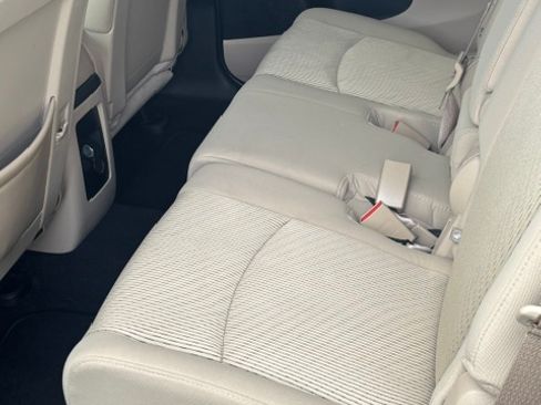 Used 2015 Dodge Journey SXT w/ Flexible Seating Group FWD image 12