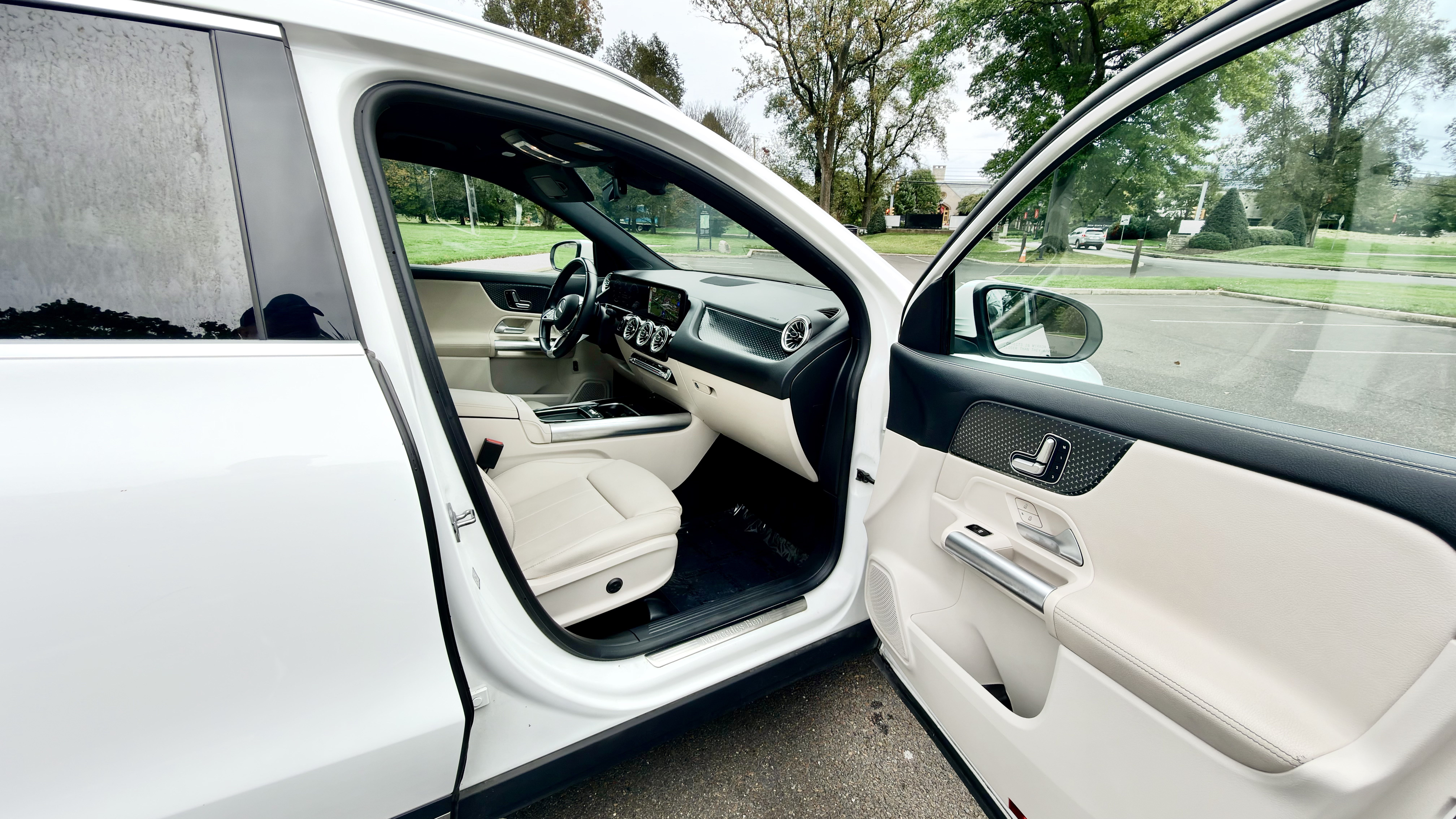 Used 2025 Mercedes-Benz GLA 250 image 19