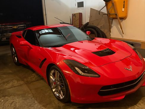 Used 2017 Chevrolet Corvette Stingray Coupe w/ 2LT Preferred Equipment Group RWD image 5
