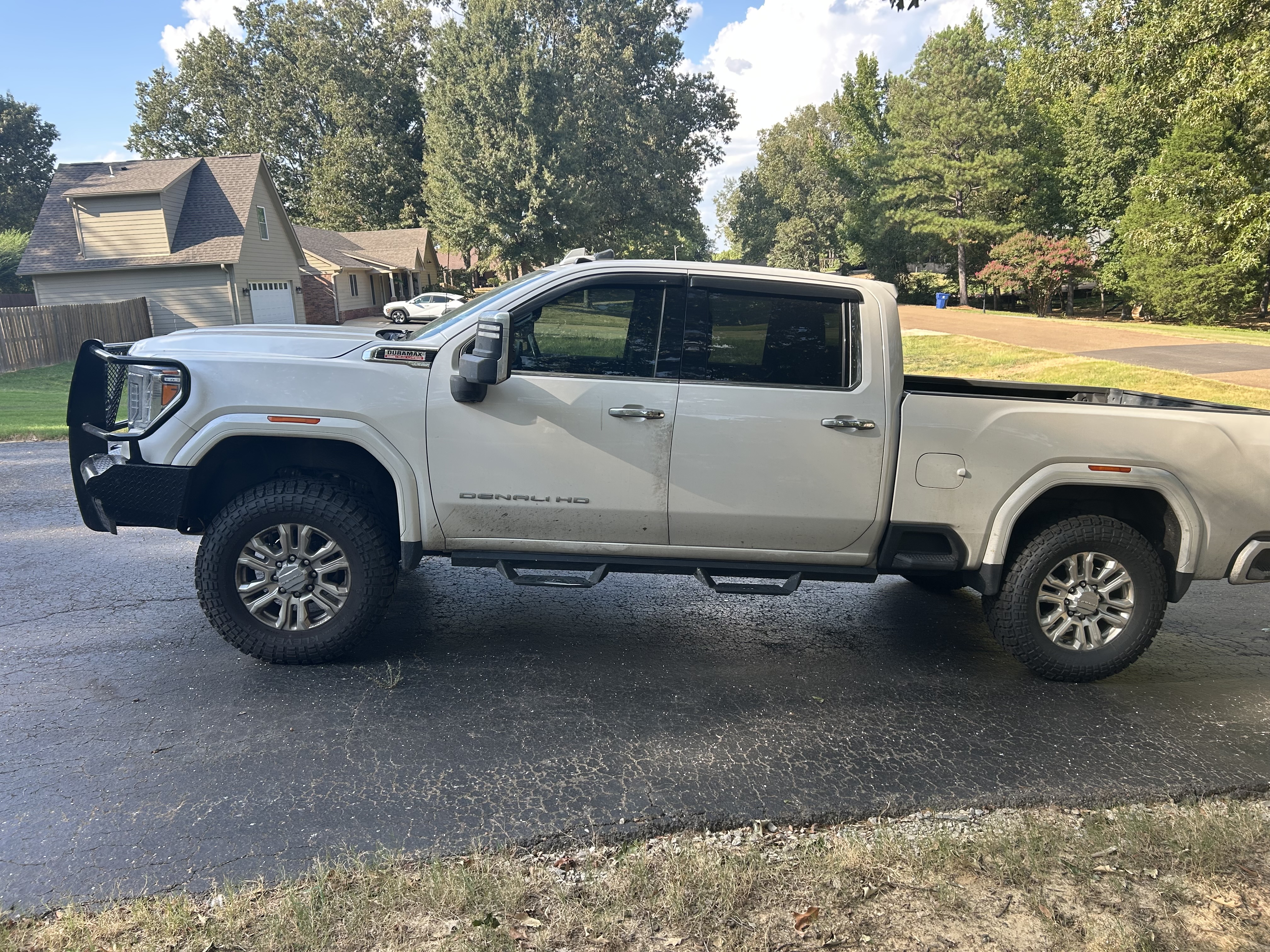 Used 2022 GMC Sierra 2500 Denali w/ Denali Ultimate Package AWD/4WD image 4