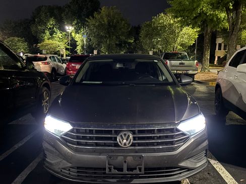 Used 2019 Volkswagen Jetta S w/ Driver Assistance Package FWD image 1