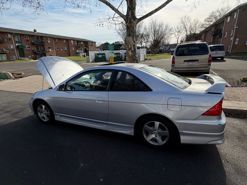 Used 2004 Honda Civic EX image 1