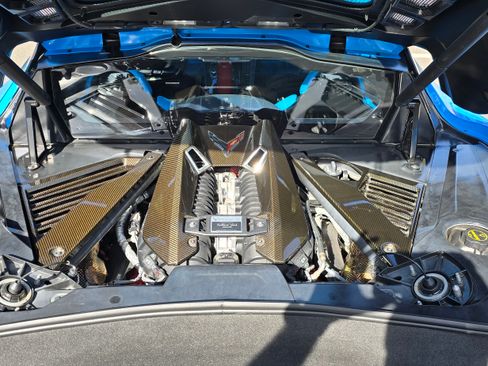 Used 2024 Chevrolet Corvette Z06 w/ Z07 Performance Package image 12