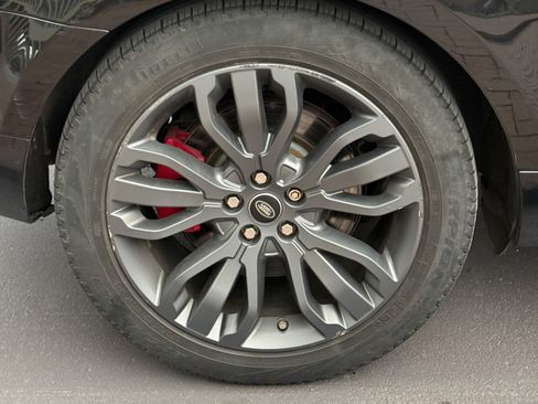 Used 2016 Land Rover Range Rover Sport HST image 19