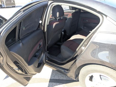 Used 2013 Chevrolet Cruze LT w/ All-Star Edition image 8