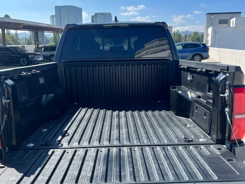 Used 2024 Toyota Tacoma TRD Off-Road w/ TRD Off Road Upgrade Package AWD/4WD image 25