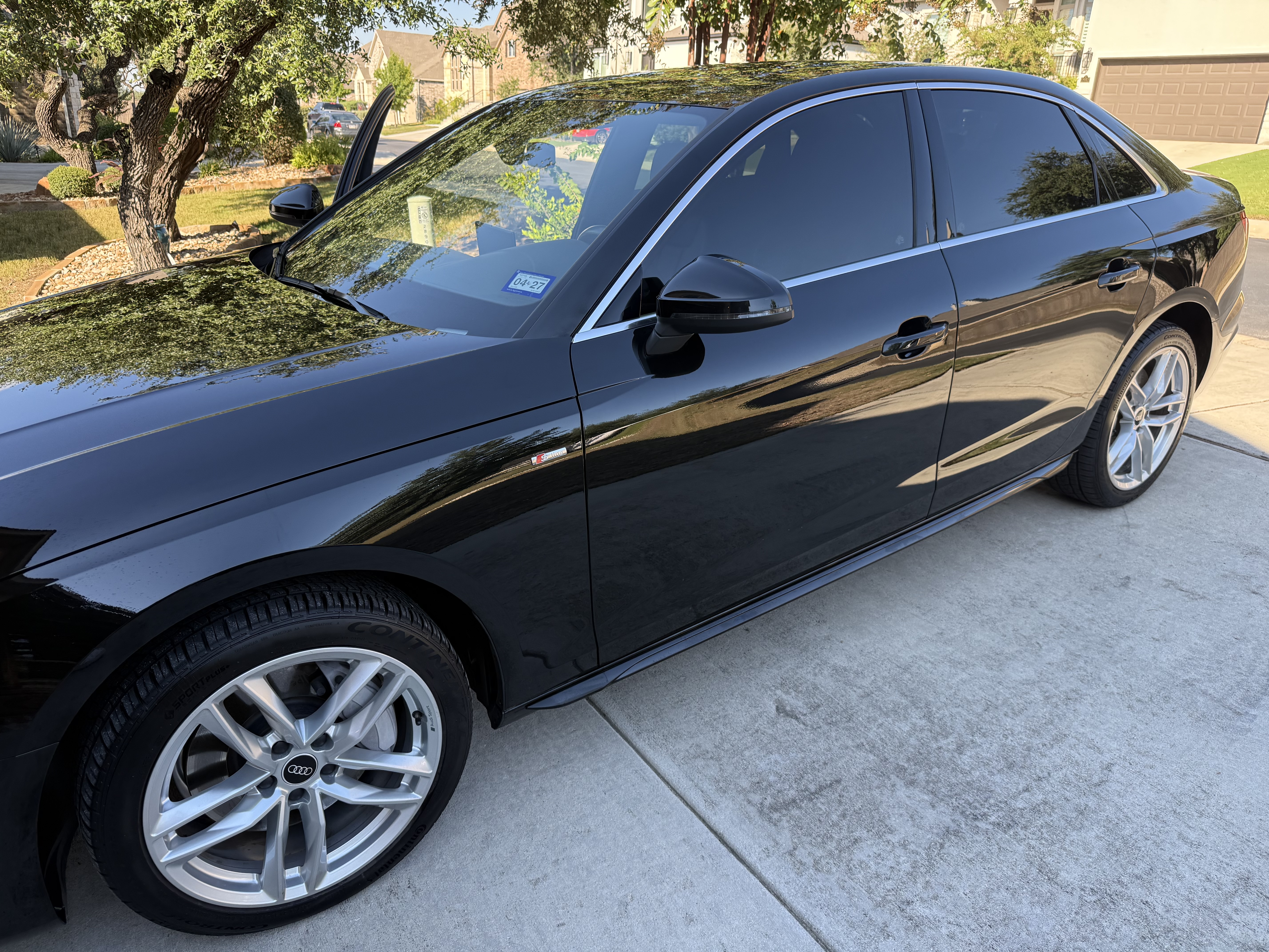 Used 2021 Audi A4 2.0T Premium w/ Convenience Package AWD/4WD image 9