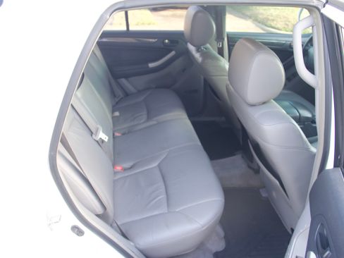 Used 2003 Toyota 4Runner Limited AWD/4WD image 8