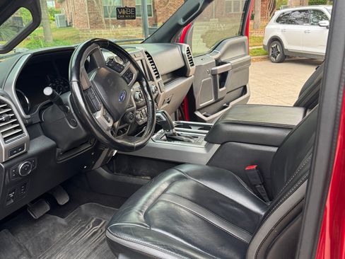 Used 2020 Ford F150 Platinum w/ Equipment Group 701A Luxury image 12