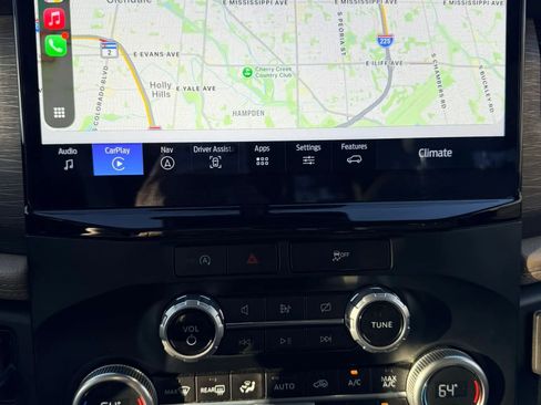 Used 2024 Ford Expedition Limited image 10