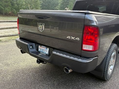 Used 2017 RAM 1500 Express image 11