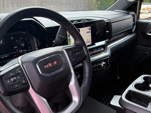Used 2024 GMC Sierra 1500 Elevation AWD/4WD image 26