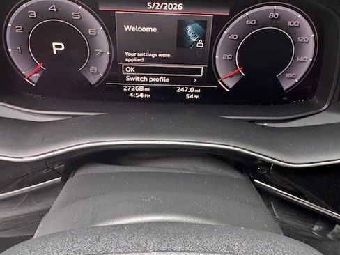 Used 2019 Audi Q8 Premium AWD/4WD image 12