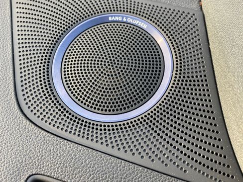 Used 2015 Audi SQ5 Premium Plus w/ Technology Package image 28