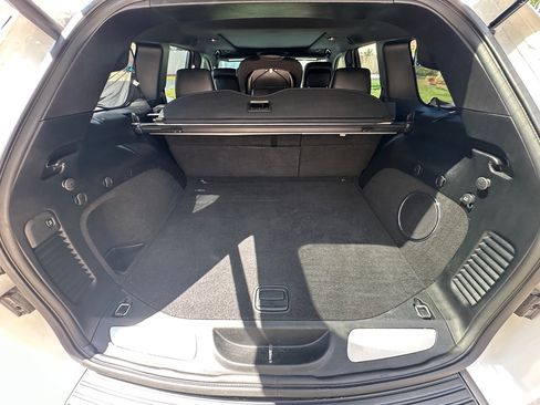 Used 2020 Jeep Grand Cherokee Trailhawk w/ Trailhawk Luxury Group image 24