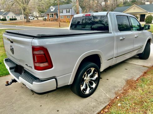 Used 2019 RAM 1500 Limited w/ Advanced Safety Group image 5