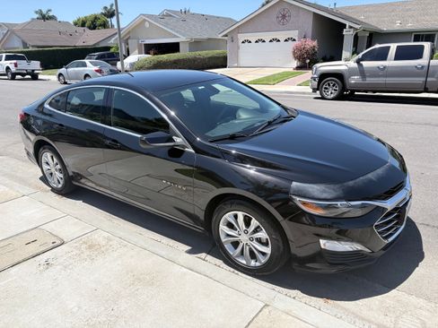 Used 2020 Chevrolet Malibu LT FWD image 4
