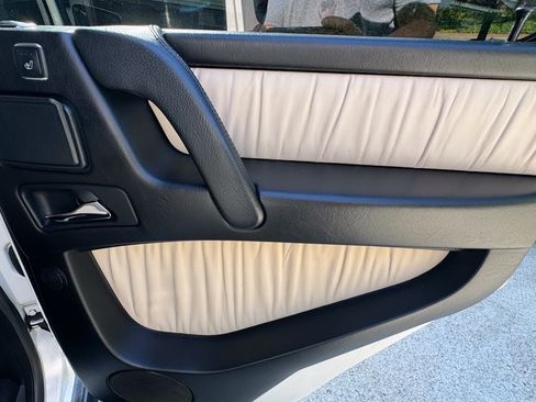 Used 2017 Mercedes-Benz G 550 w/ Night Package image 13