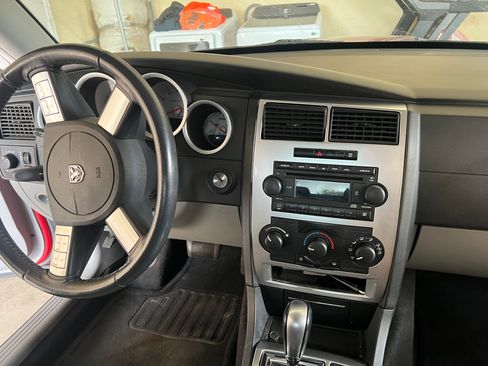 Used 2006 Dodge Charger SRT8 image 10