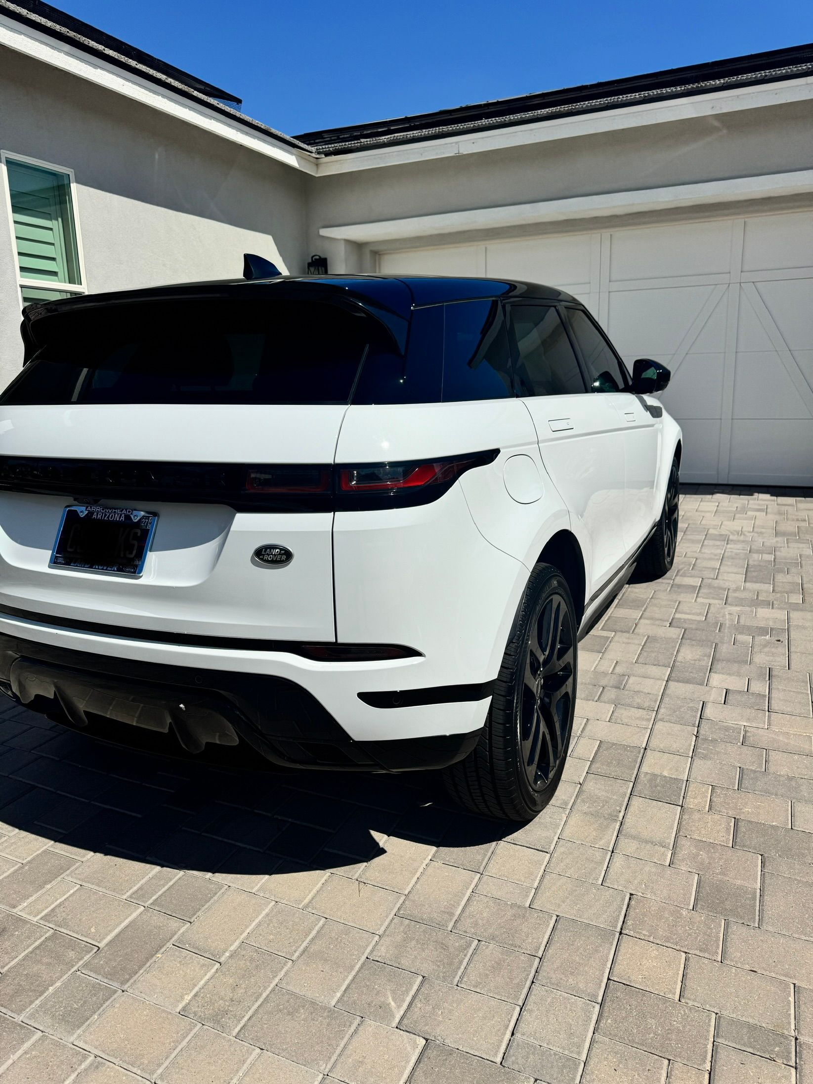 Used 2023 Land Rover Range Rover Evoque R-Dynamic S AWD/4WD image 5