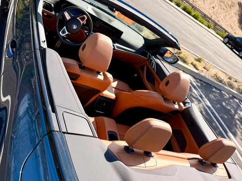 Used 2024 BMW M440i Convertible w/ Parking Assistance Package RWD image 19