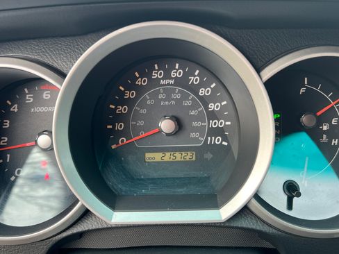 Used 2006 Toyota 4Runner Sport AWD/4WD image 8
