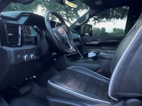 Used 2024 GMC Sierra 2500 AT4X w/ AT4X AEV Edition AWD/4WD image 11