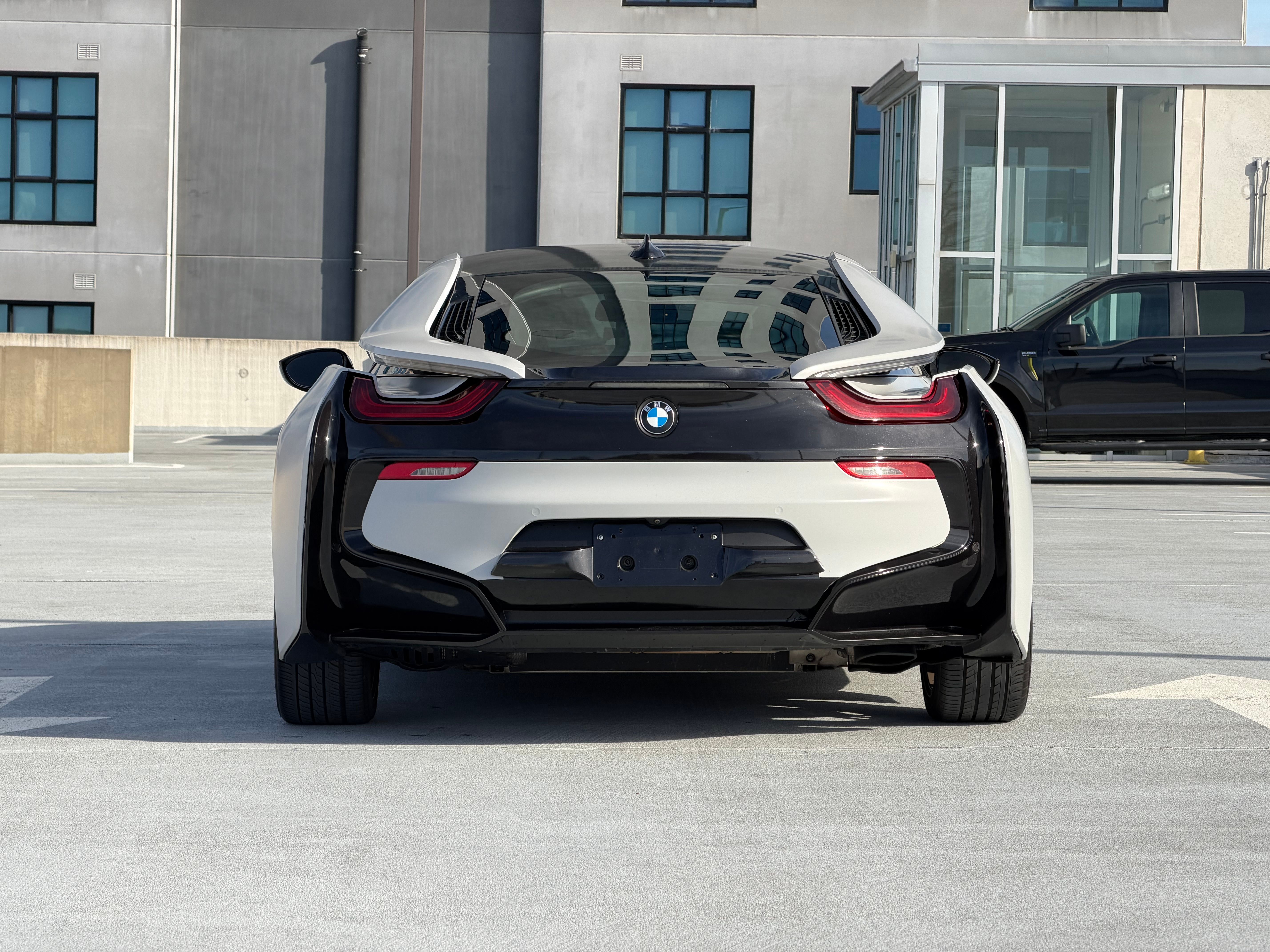 Used 2017 BMW i8 AWD/4WD image 4