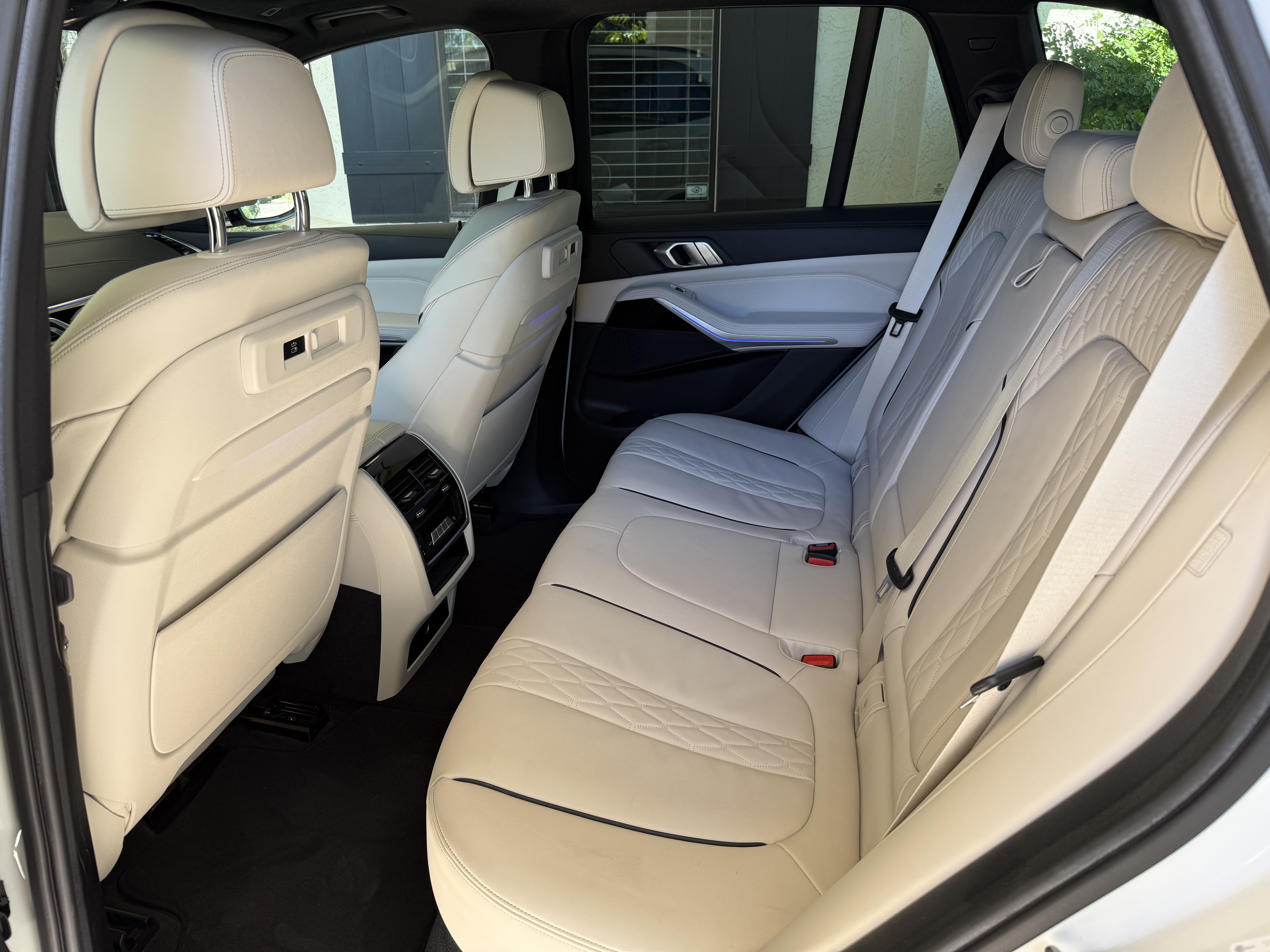 Used 2020 BMW X5 xDrive40i w/ M Sport Package AWD/4WD image 13