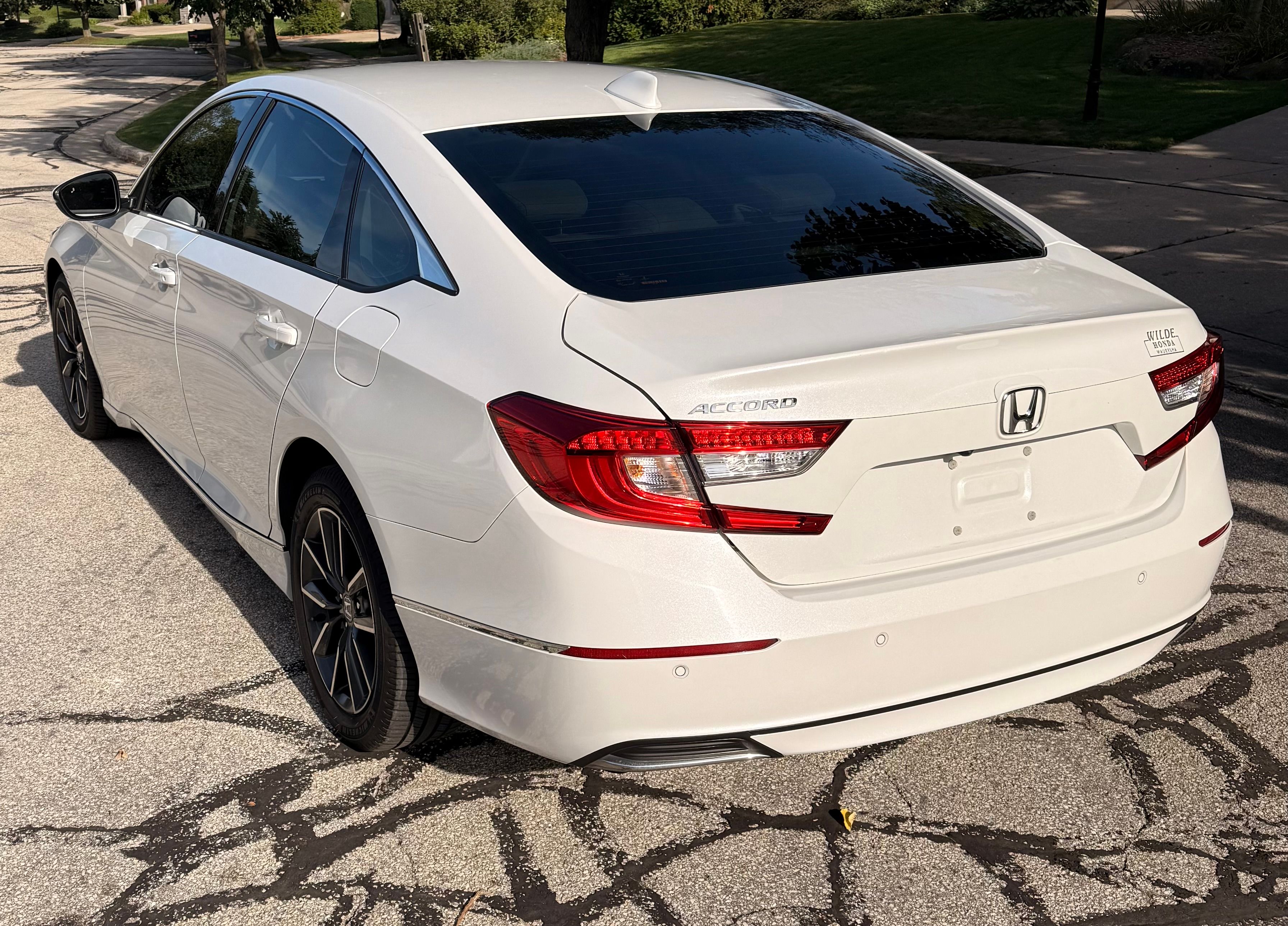 Used 2021 Honda Accord EX-L image 5