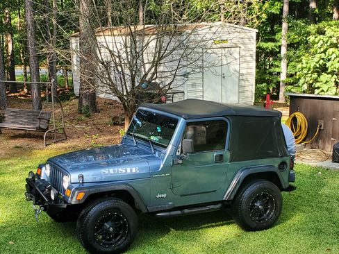 Used 1998 Jeep Wrangler SE image 9